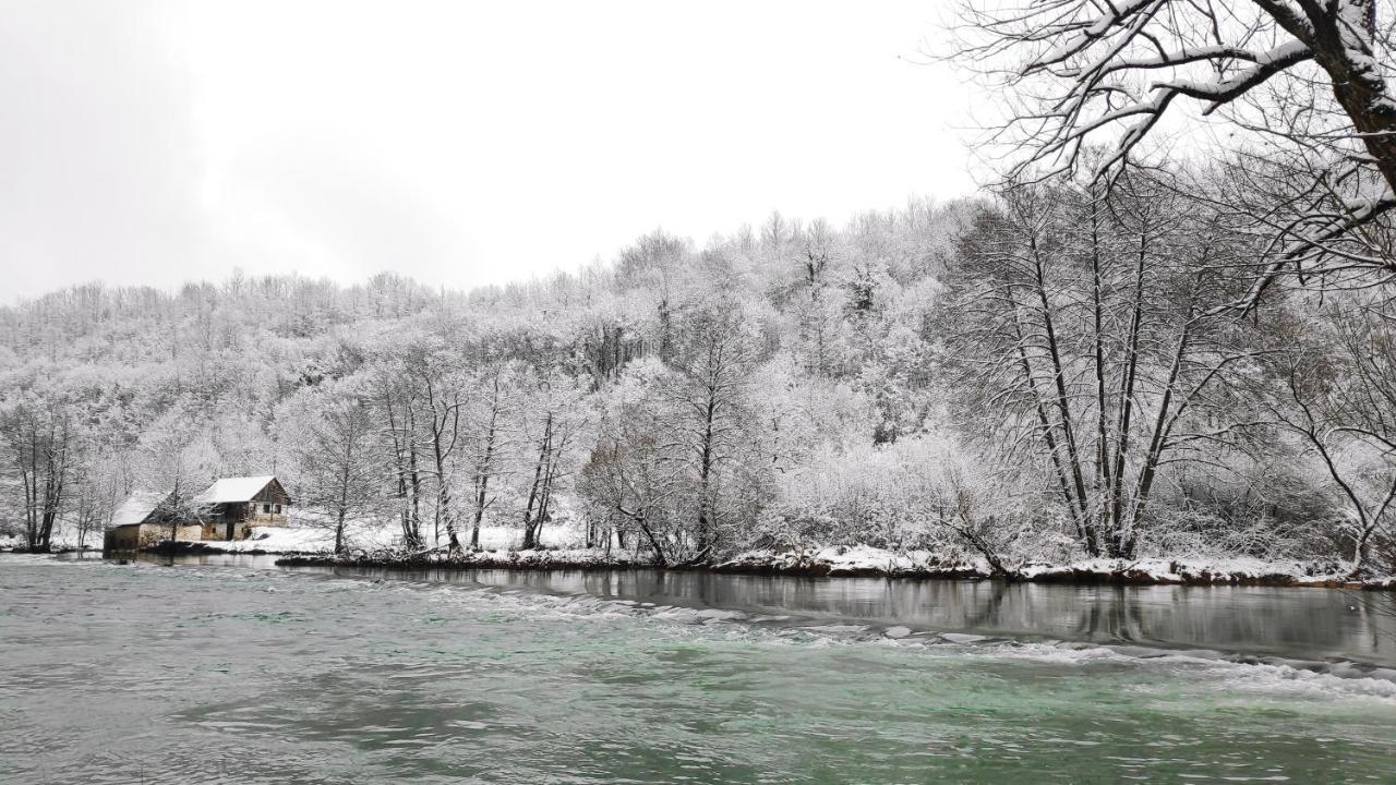 Smaragd River Near Rastoke & Plitvice Lakes Слунь Екстер'єр фото